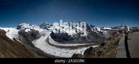 Glacier du Gorner ou Gornergletscher au Gornergrat montrant Monte Rossa massif, au-dessus de Zermatt en Suisse. Septembre 2019 Le glacier du Gorner (allemand : G Banque D'Images