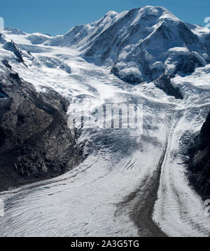 Glacier du Gorner ou Gornergletscher au Gornergrat montrant Monte Rossa massif, au-dessus de Zermatt en Suisse. Septembre 2019 Le glacier du Gorner (allemand : G Banque D'Images