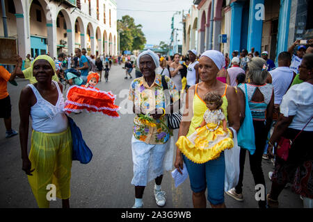 Fidèles participer au pèlerinage que chaque année rend hommage à la Vierge de la Charité, patronne de Cuba. Banque D'Images