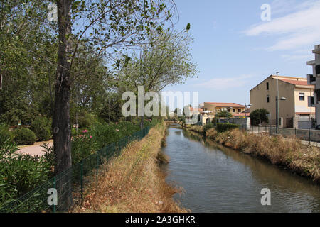 Une rivière à pied à Olbia Sardaigne Banque D'Images