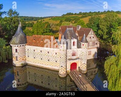 France, Calvados, Pays d'Auge, 15e et 16e siècle de Saint Germain de Livet Château Labellisé Musée de France (vue aérienne) Banque D'Images