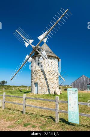 La France, Finistère, Cleden-Cap-Sizun, moulins à vent de Trouguer Banque D'Images