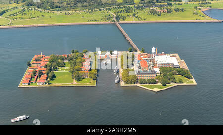 Vue aérienne d'Ellis Island, New York. Banque D'Images