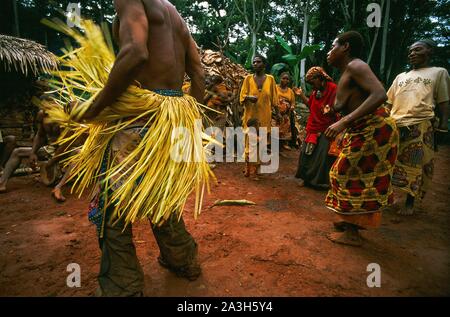 Congo, Moyen-Orient, célébrations, Lobeke chez les pygmées Baka Banque D'Images