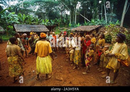 Congo, Moyen-Orient, célébrations, Lobeke chez les pygmées Baka Banque D'Images