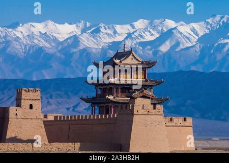 La Chine, la province de Gansu, Jiayuguan, forteresse de la route de la soie, fondée en 1372 sous la dynastie Ming et inscrit au Patrimoine Mondial de l'UNESCO Banque D'Images