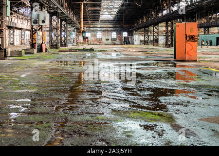 L'ancien hall d'usine de la RDA Banque D'Images