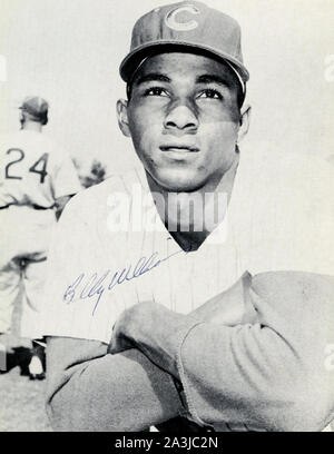 Photo autographiée de Hall of Fame joueur de baseball Billy Williams des Chicago Cubs. Banque D'Images