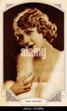 Portrait de l'actrice hollywoodienne, Mary Pickford, célèbre à l'époque de films muets. À partir de la page centrale Photo Show Art garanti 1.9.1928 Banque D'Images