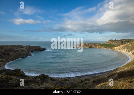 À l'aube de Lulworth Cove, sur la côte jurassique, Dorset, Angleterre, Banque D'Images