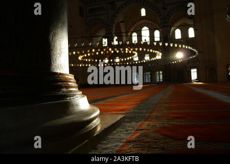 Intérieur de mosquée de Soliman à Istanbul Banque D'Images
