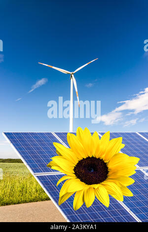 L'énergie éolienne l'énergie solaire Banque D'Images