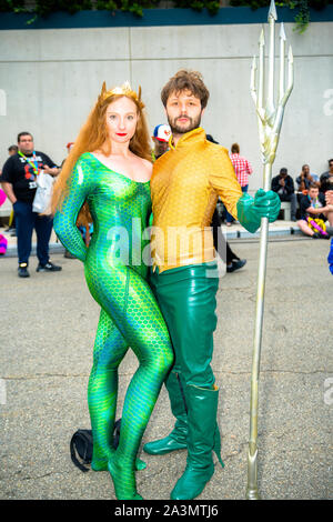 New York, New York - le 6 octobre 2019 : des cosplayeurs déguisés en Aquaman et Mera au cours de New York Comic Con jour 4 chez Jacob Javits Convention Center à New Banque D'Images