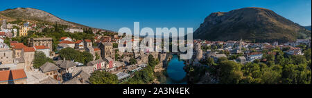 Une image panoramique de Mostar, Bosnie-Herzégovine. Banque D'Images