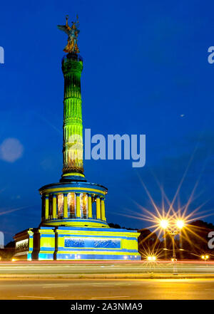Berlin, Allemagne. 09Th Oct, 2019. La colonne de la victoire est éclairé à l'occasion de la fête des lumières de 'Berlin brille'. Credit : Britta Pedersen/dpa-Zentralbild/dpa/Alamy Live News Banque D'Images