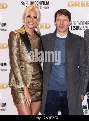 Pixie Lott et James Blunt participant à la cupidité Première européenne dans le cadre de la BFI London Film Festival 2019 qui a eu lieu à l'odéon Luxe, Leicester Square à Londres. Banque D'Images