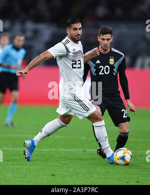 Dortmund, Allemagne. 09Th Oct, 2019. duels, duel Emre pouvez (Allemagne) contre Marcos Acuna (ARG). GES/football/matchs amicaux : Allemagne - Argentine, 09.10.2019 Le football : match amical : l'Allemagne contre l'Argentine, Dortmund, le 9 octobre 2019 | Conditions de crédit dans le monde entier : dpa/Alamy Live News Banque D'Images