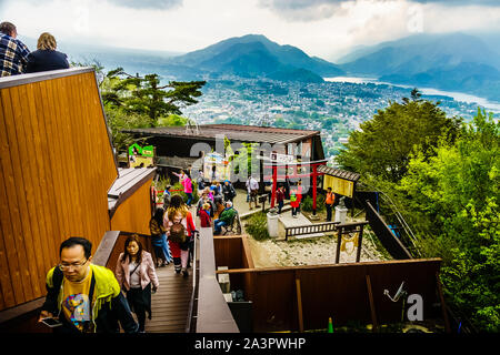 Tokyo, Japon - 13 mai 2019 - Mt. Le Téléphérique à Tenjoyama Kachikachi Park. Le téléphérique jusqu'à Tenjoyama Park, où vous verrez une super vue sur Mt. Fuji. Banque D'Images