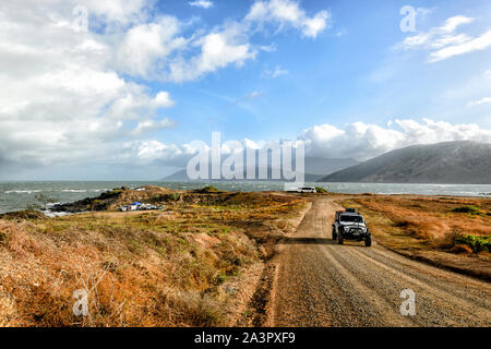 La conduite hors route et le camping à scenic remote Archer Point, près de Cooktown, Far North Queensland, Queensland, Australie, FNQ Banque D'Images