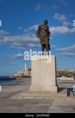 Statue de Francisco de Miranda, situé sur le Malecón à La Havane, Cuba Banque D'Images