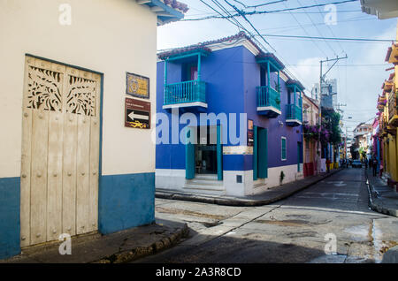 Eartly matin dans les rues de la ville fortifiée de Carthagène Banque D'Images