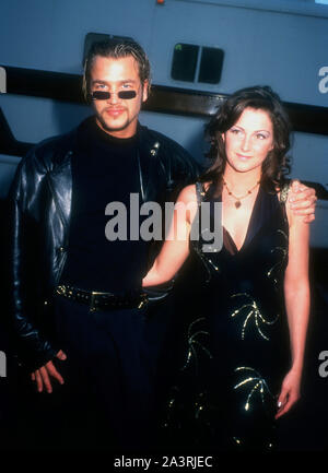 Los Angeles, Californie, USA 30 janvier 1995 Singers Jonas Berggren et Jenny Berggren de Ace of Base assister à la 22e Annual American Music Awards le 30 janvier 1995 au Shrine Auditorium à Los Angeles, Californie, USA. Photo de Barry King/Alamy Stock Photo Banque D'Images