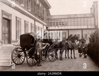 Courtisans turc avec la calèche devant le palais de Yıldız, Istanbul, Turquie, 19e siècle Banque D'Images