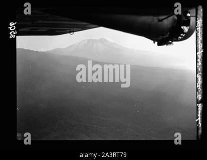 Tanganyika. En route pour Arusha. Vue de l'air. Le Kilimandjaro comme vu d'avion Banque D'Images