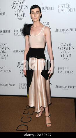 La photo doit être crédité ©Presse Alpha 078237 03/11/2015 Erin O'Connor de Harpers Bazaar Women of the Year Awards 2015 Claridges London Banque D'Images