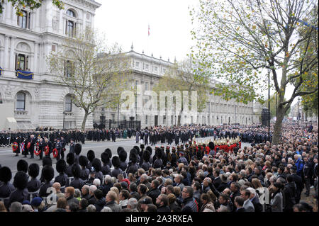 La photo doit être crédité ©Kate Green/Alpha Press 079965 08/11/2015 Souvenir du dimanche au cénotaphe de Whitehall, Londres. Banque D'Images