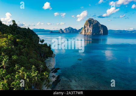 Paysage spectaculaire d'El Nido aux Philippines Banque D'Images