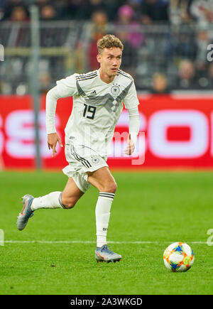 Allemagne- Argentine, Soccer, Dortmund, Octobre 09, 2019 Luca WALDSCHMIDT, DFB 19 disques durs, contrôle la balle, action, full-size, simple action, einzelaktion, avec bille, corps plein, figure d'ensemble, plans, découpe, traitement unique balle, pick-up, coupe, découper, Ganzkoerperaufnahme, ALLEMAGNE - Argentine 2-2 match amical de l'équipe nationale allemande de football,, DFB , saison 2019/2020, 09 octobre 2019 à Dortmund, en Allemagne. © Peter Schatz / Alamy Live News Banque D'Images