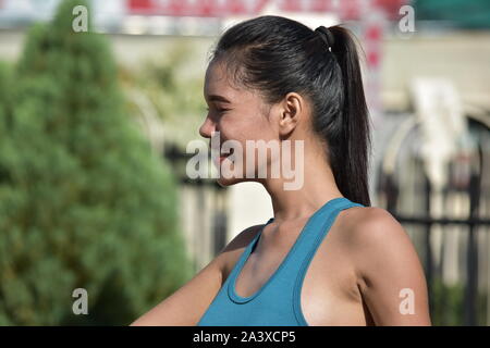 Divers jeune femme adulte Posing Banque D'Images