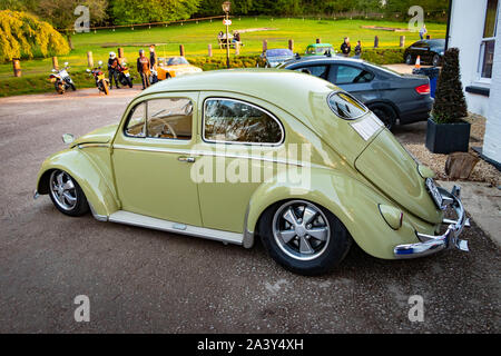 Claqué abaissé light green classic 1960 Volkswagen Beetle Banque D'Images