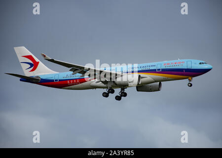 La Chine, de l'Airbus A330, de l'atterrissage à l'Aéroport International d'Auckland, Auckland Banque D'Images