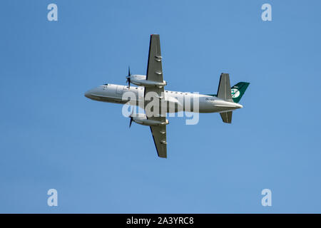 Air Chathams, Saab 304A, Volant au-dessus de la ville d'Auckland, Nouvelle-Zélande Banque D'Images