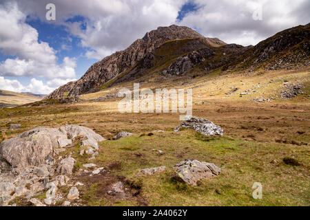 Dans la montagne Tryfan gamme Glyderau, Snowdonia, le Nord du Pays de Galles Banque D'Images