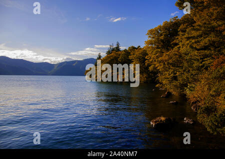 Le lac Ashi à Hakone, Japon Banque D'Images