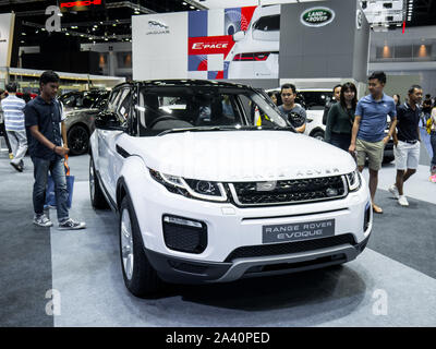 Nonthaburi, Thaïlande, mars 2018 : Land Rover Range Rover Evoque un sur l'affichage à Bangkok International Motor Show 2018 au moment de l'impact Arena Muan exposition Banque D'Images