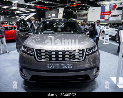 Nonthaburi, Thaïlande, mars 2018 : Land Rover Range Rover une vélaire en exposition à Bangkok International Motor Show 2018 Exposition au Impact Arena Muang Banque D'Images