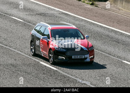 2019 Ford Mondeo Titanium Edition Tdci voyageant sur l'autoroute M61, près de Manchester, Royaume-Uni Banque D'Images