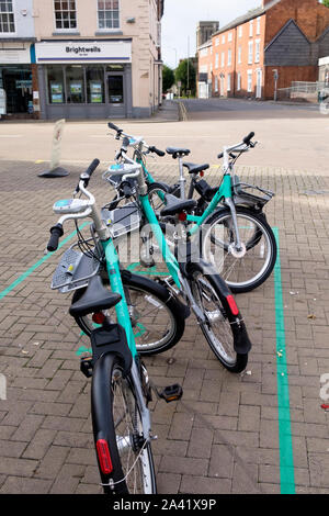 Autour de la ville de Hereford, dans le Herefordshire, UK. Location de vélos Beryl Banque D'Images