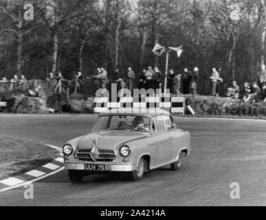 1959 Borgward, Bill Blydenstein à Brands Hatch. Banque D'Images