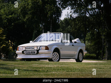 1986 Ford Escort XR3i Cabriolet. Banque D'Images