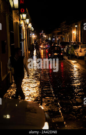 Mexique Chiapas San Cristobal de las Casas Street de nuit sous la pluie 31-05-2013 foto : Jaco Claude Rostand Banque D'Images