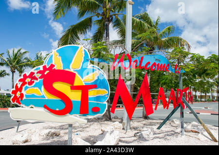 Marigot Bay / St Maarten. 04.10.2014. Bienvenue à St-martin sign Banque D'Images