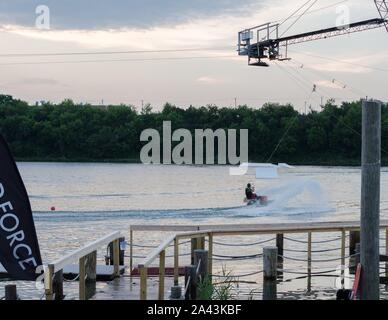 La carrière Cable Park est un établissement de la planche à Crystal Lake, Illinois, USA. Banque D'Images