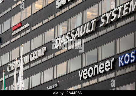 Göteborg, Suède. Oct 7, 2019. Des logos de marques différentes vu sur l'immeuble en Lindholmen Science Park, Göteborg. Credit : Karol Serewis SOPA/Images/ZUMA/Alamy Fil Live News Banque D'Images