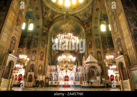 Intérieur de la Cathédrale Saint Alexandre Nevsky complètement fresque par icônes orthodoxes à Sofia, Bulgarie Banque D'Images