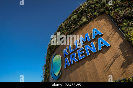 Berlin, Allemagne. 12 octobre, 2019. Vue de l'Arène Klima lettrage. Credit : Christoph Schmidt/dpa/Alamy Live News Banque D'Images